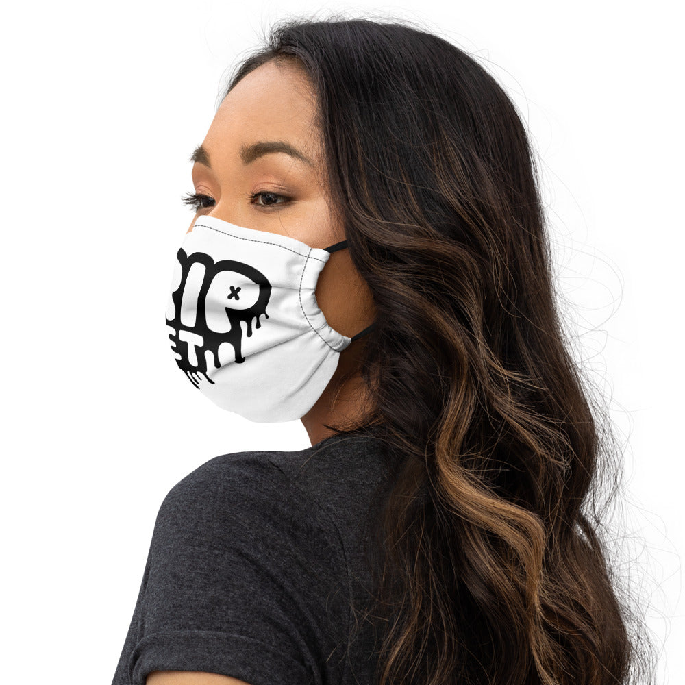 DRIP SET FACE MASK